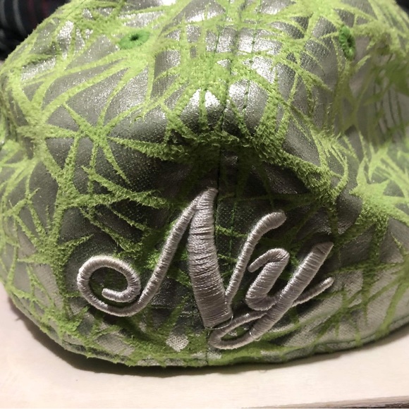 K&BEthos fitted metallic hat - Picture 2 of 5